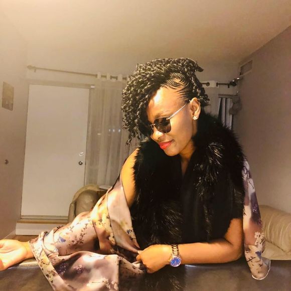 Meet your Posher, Umu - Picture 1 of 1